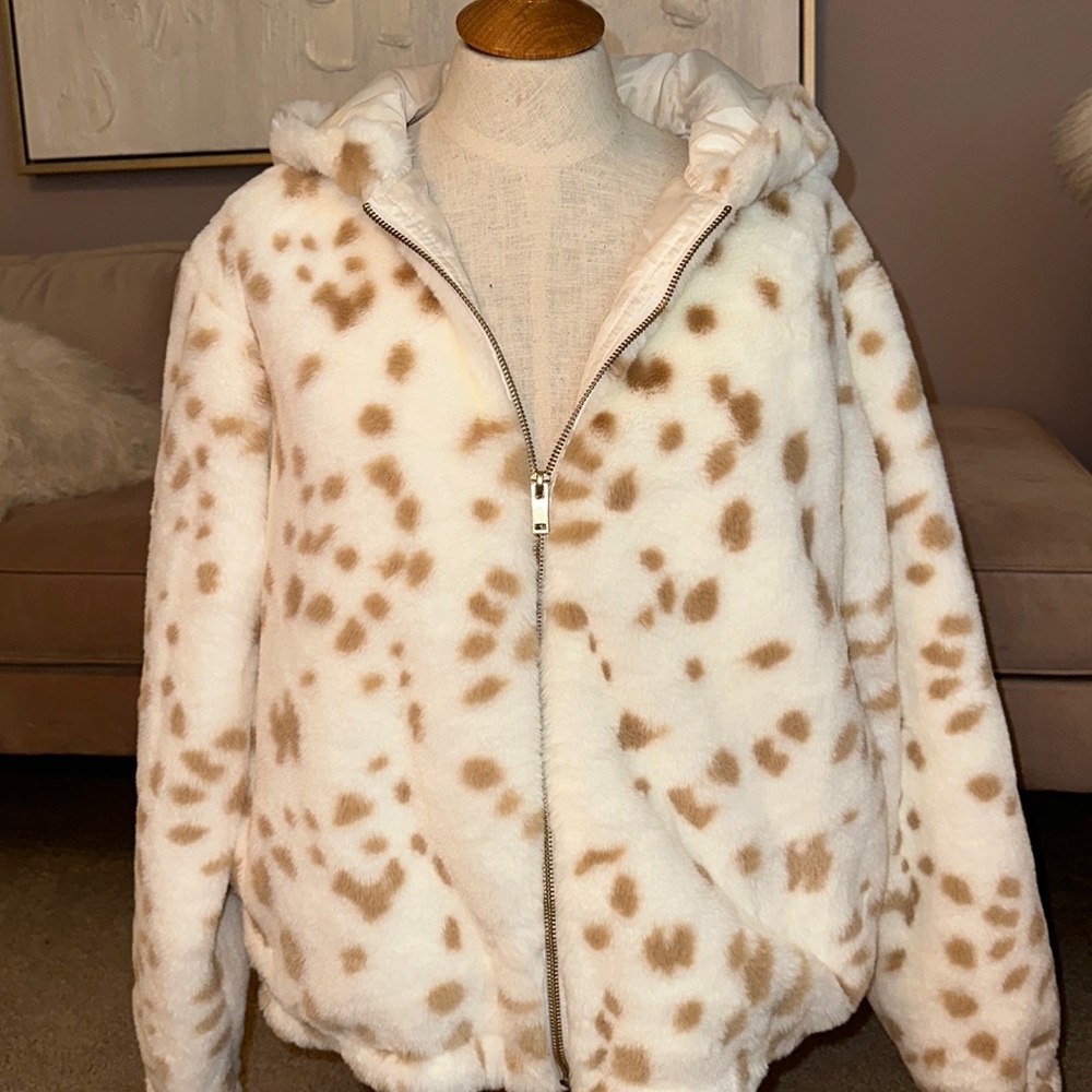 Fuzzy Animal Print Zip Up Jacket